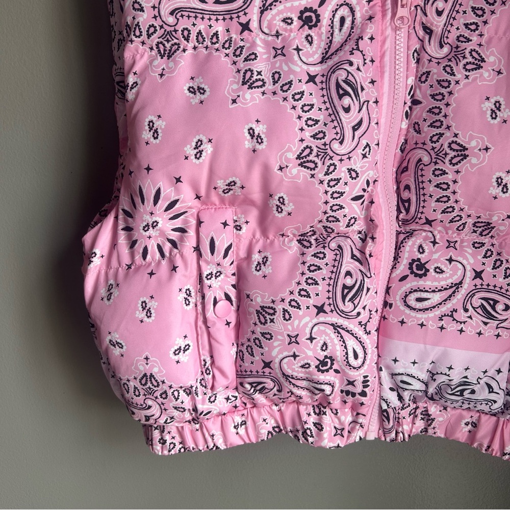 Sleeveless Zip Up Front Pocket Multi Print Paisley Bandana Vest - 36point5 - Picture 6 of 8